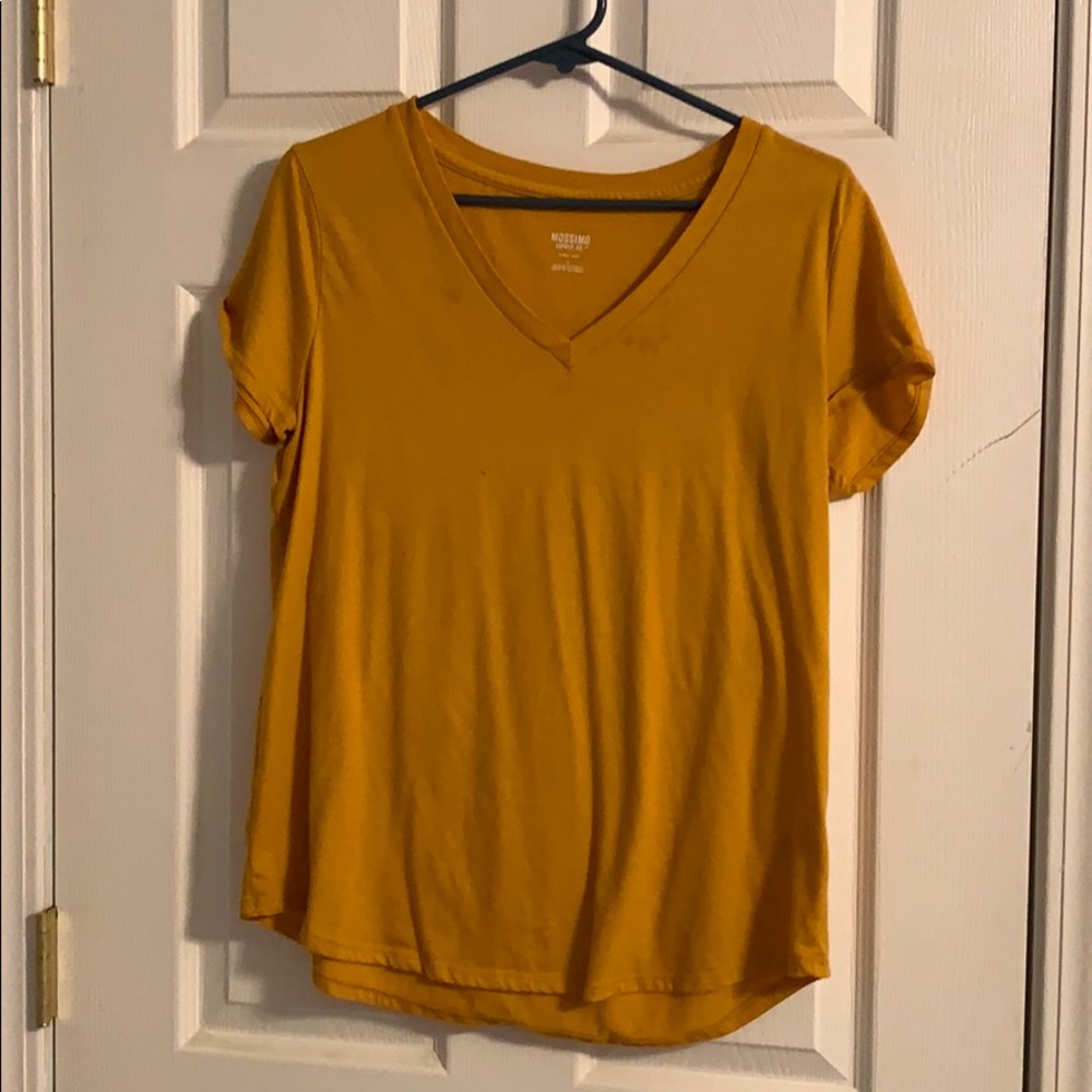 loose t-shirt mustard